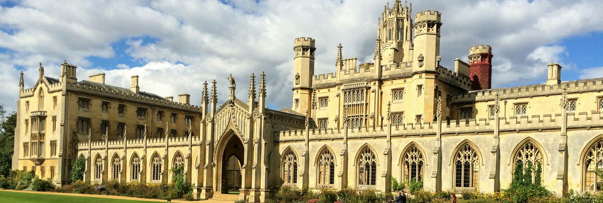 St John's College à Cambridge, vu depuis ses jardins